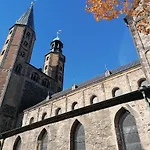 Serenade Am Zwinger Lägenhet *