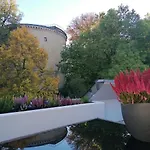 Serenade Am Zwinger Appartement *