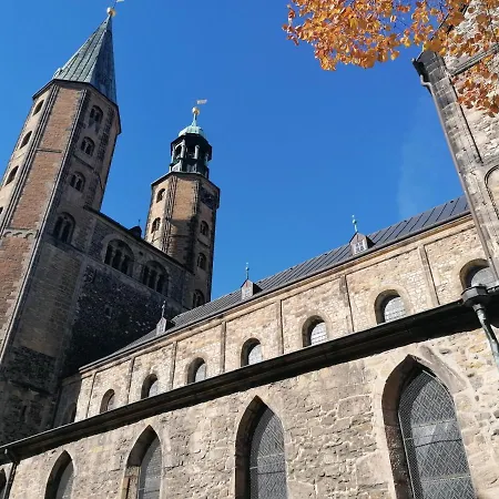 Serenade Am Zwinger 아파트 *