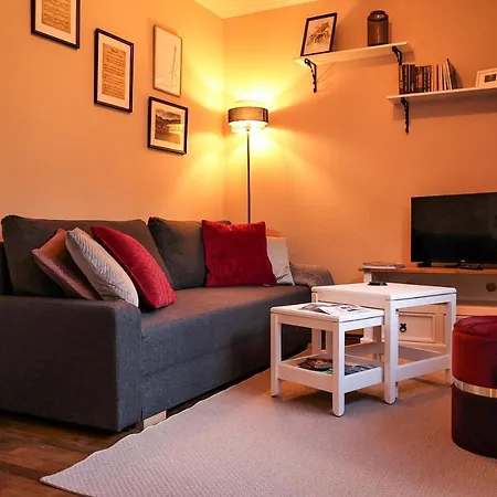 Serenade Am Zwinger Apartment *